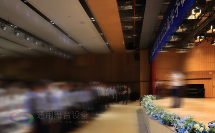 助力漢開書院文化活動高效呈現，彰顯企業(yè)教育場景服務實力！南京漢開書院舞臺阻燃幕布、大幕對開項目